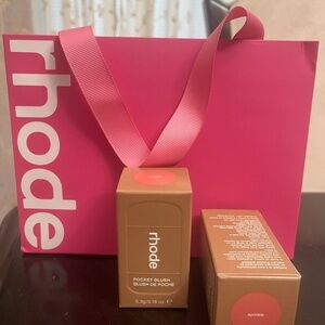 rhode pocket blush (sprinkle)